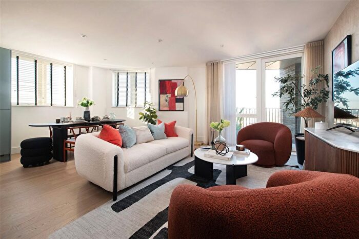 3 Bedroom Flat For Sale In Higgs Yard, Loughborough Junction, SE24