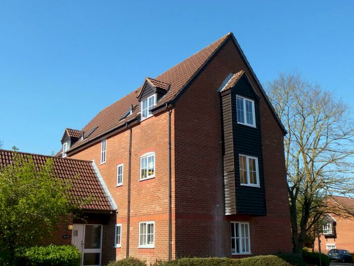 1 Bedroom Apartment To Rent In Dewell Mews, Swindon, Wiltshire, SN3