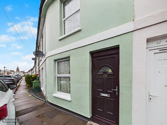 2 Bedroom Terraced House To Rent In Francis Street, Cheltenham, GL53