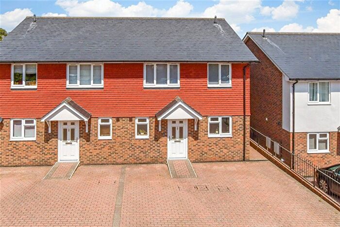 3 Bedroom Semi-Detached House For Sale In Mulberry Way, Crowborough, East Sussex, TN6