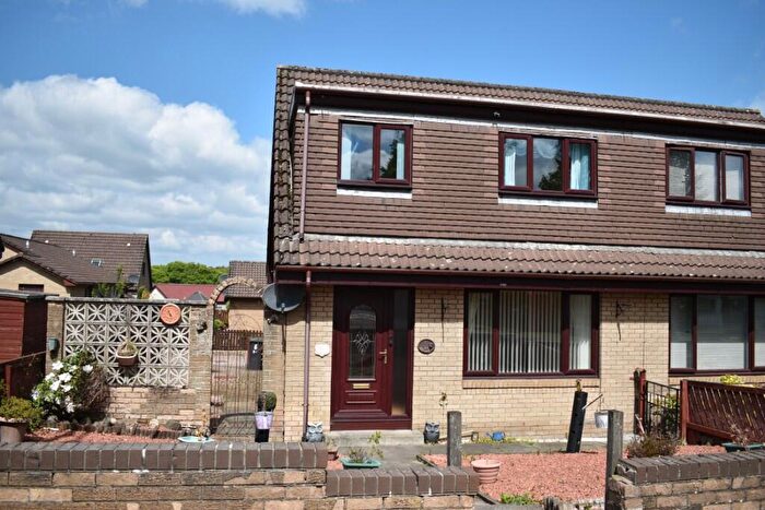 3 Bedroom Semi-Detached House For Sale In Heatherpark, Seafield, EH47