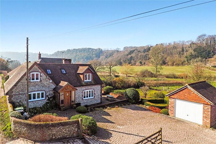 2 Bedroom Detached House For Sale In Langrish, Petersfield, Hampshire, GU32