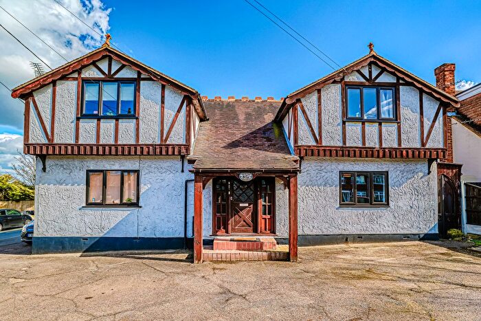 1 Bedroom Flat To Rent In High Road, Benfleet, SS7