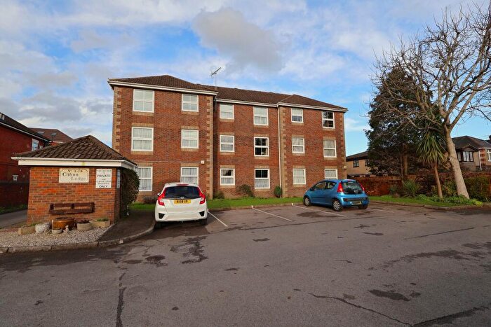 1 Bedroom Flat For Sale In Clifton Lodge, Regents Park, Southampton, SO15