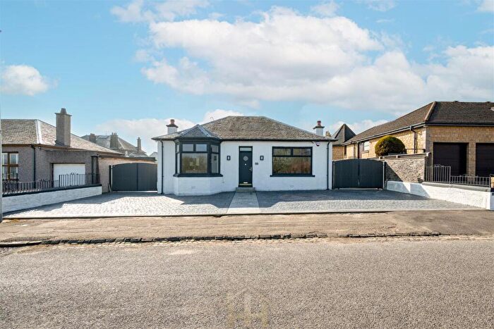 2 Bedroom Detached House For Sale In Mains Terrace, Dundee, DD4