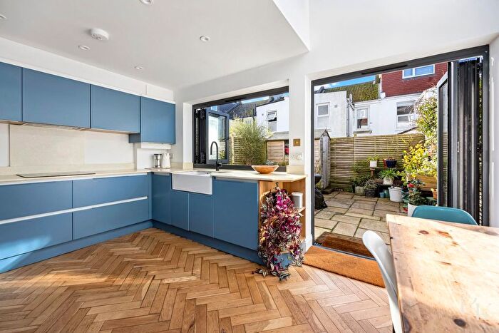 3 Bedroom Property For Sale In Byron Street, Hove, BN3