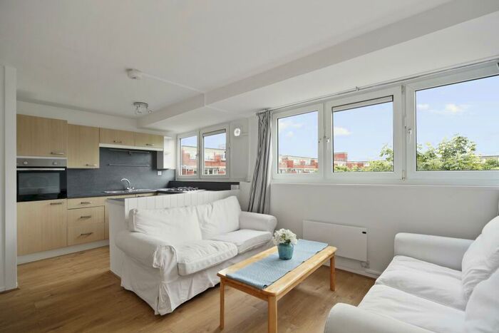 1 Bedroom Flat To Rent In Bullen Street, SW11