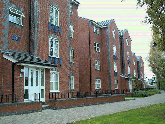 2 Bedroom Apartment To Rent In Drapers Fields, Canal Basin, Coventry, West Midlands, CV1