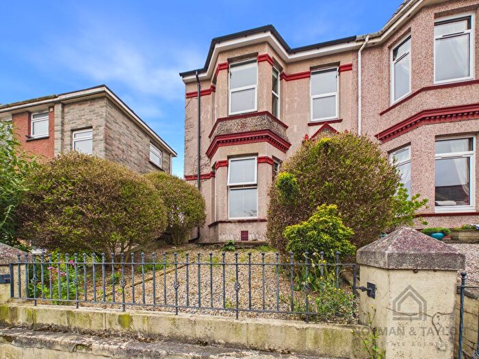 2 Bedroom Flat For Sale In A Antony Road, Torpoint, PL11
