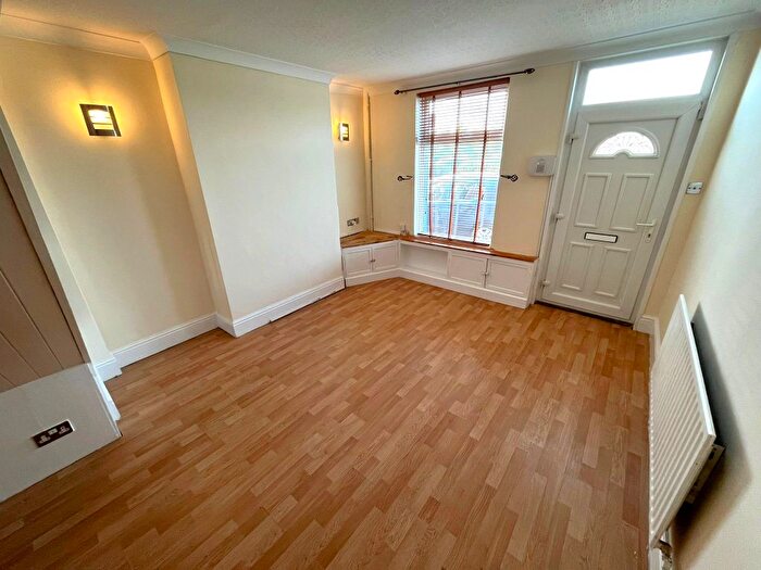 2 Bedroom Terraced House To Rent In Hucknall Lane, Bulwell, Nottingham, NG6