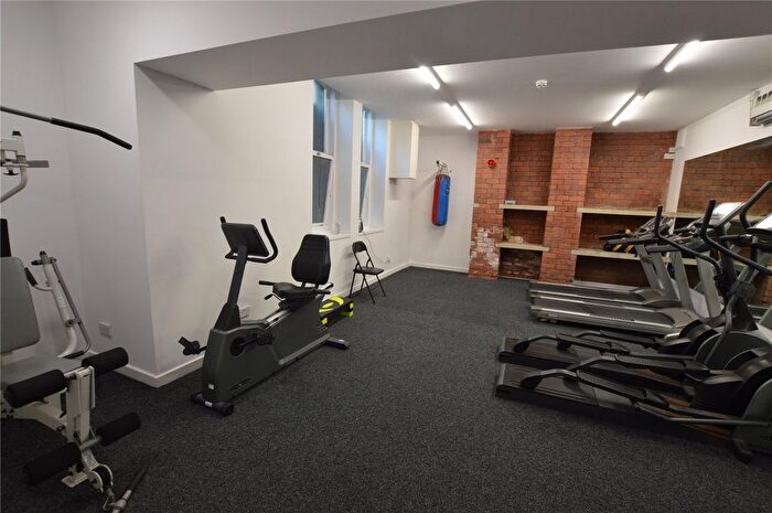 1 Bedroom Flat For Sale In Boothroyds House, Carlton Road, Dewsbury, West Yorkshire, WF13