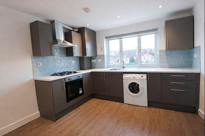 2 Bedroom Flat To Rent In Bedroom Flat - Edgware, HA8