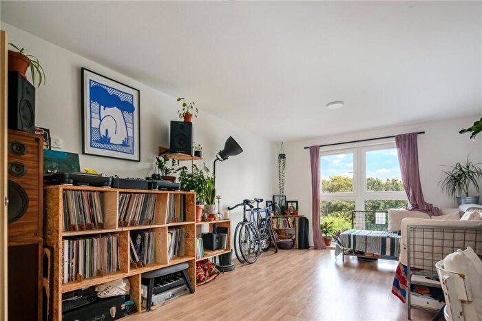 1 Bedroom Flat To Rent In Jacob House, B Amhurst Road, London, E8