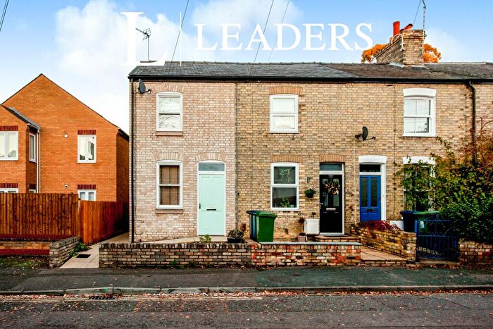 2 Bedroom Semi-Detached House To Rent In Stanley Road, CB5