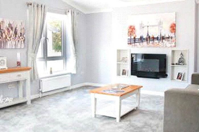 2 Bedroom Mobile/park Home For Sale In Hawkswood Road, Downham, Billericay, Essex, CM11