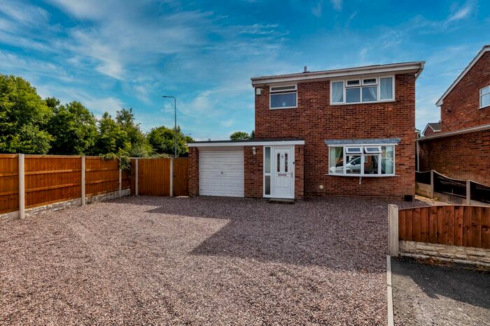 3 Bedroom Detached House For Sale In Walker Close, Wrexham, LL13