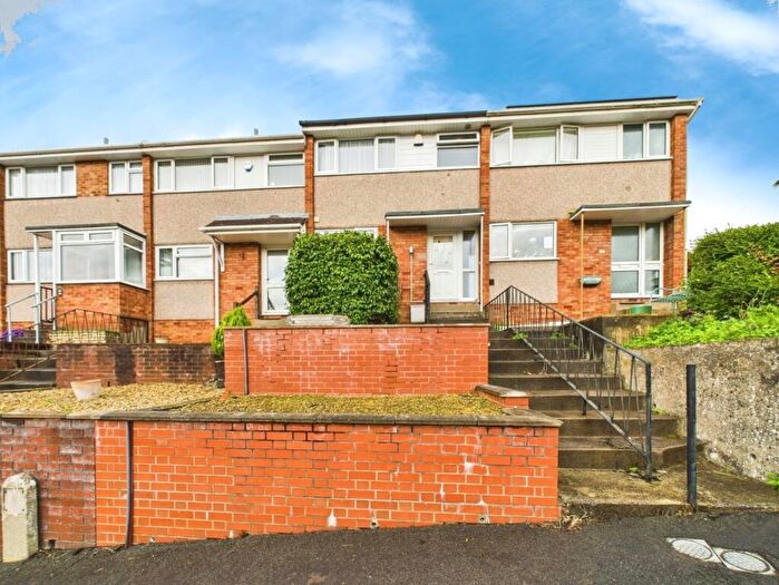 3 Bedroom Terraced House For Sale In Dundridge Lane, St George, Bristol, BS5