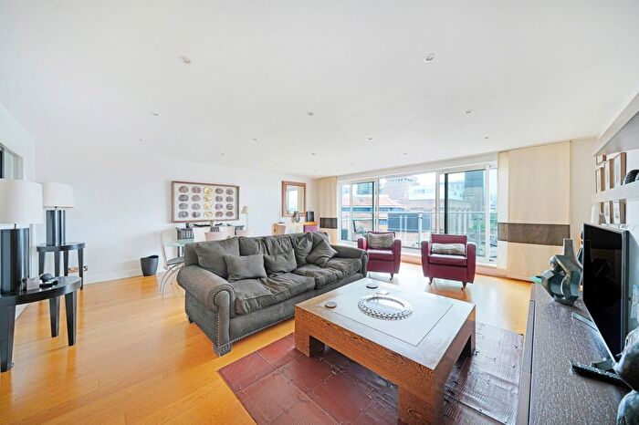 2 Bedroom Flat For Sale In Benbow House, New Globe Walk, SE1