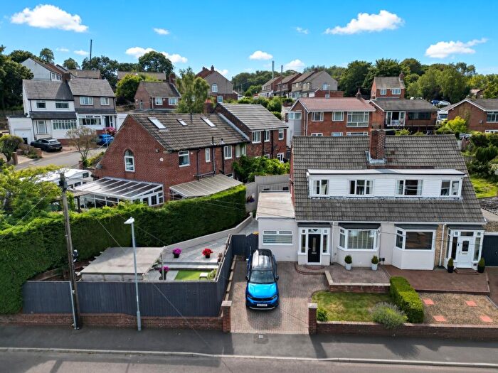 3 Bedroom Semi-Detached House For Sale In Knoll Rise, Dunston Hill, Gateshead, NE11