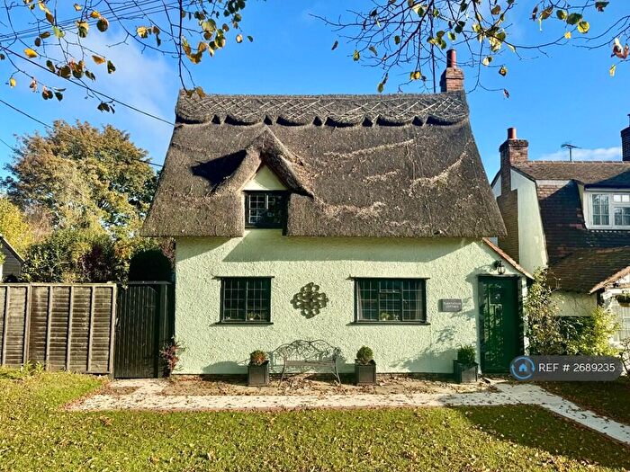 3 Bedroom Detached House To Rent In Spains Hall Road, Braintree, CM7