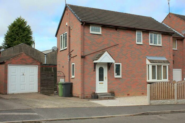3 Bedroom Link Detached House To Rent In Ringer Lane, Clowne, Chesterfield, S43