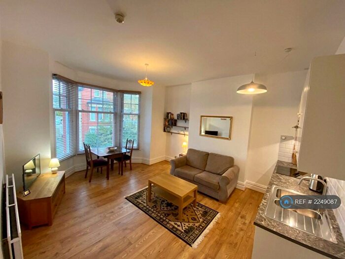 1 Bedroom Flat To Rent In Lawson Road, Colwyn Bay, LL29