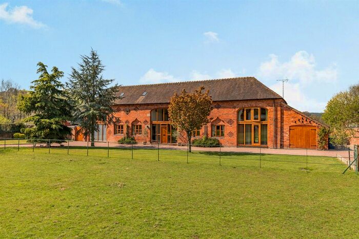 5 Bedroom Detached House For Sale In Wolseley Bridge, Stafford, Staffordshire, ST17