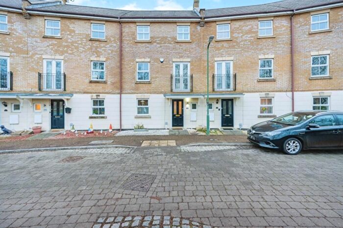 5 Bedroom Terraced House To Rent In Allington Circle, Kingsmead, Milton Keynes, MK4