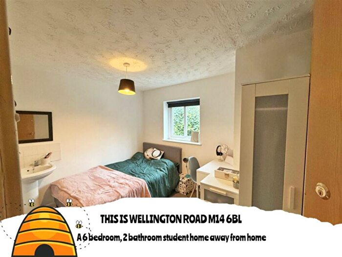 6 Bedroom House To Rent In Wellington Road, Manchester, M14