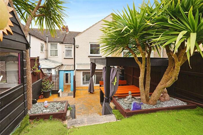3 Bedroom Terraced House For Sale In Westbury Road, Dover, Kent, CT17