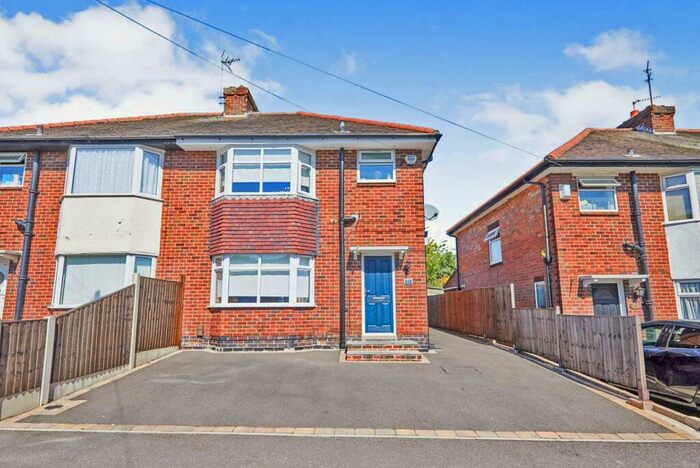 3 Bedroom Semi-Detached House To Rent In Jackson Avenue, Mickleover, Derby, DE3