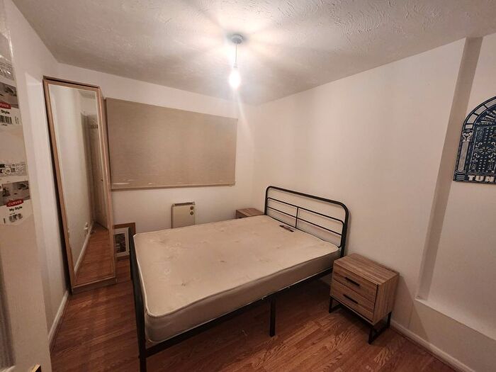 2 Bedroom Flat To Rent In Cuthberga Close, Barking, IG11