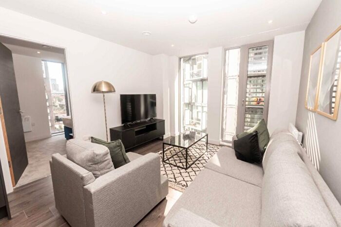 2 Bedroom Apartment To Rent In Greengate, Manchester, Greater Manchester, M3
