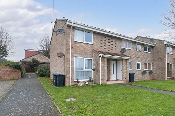 1 Bedroom Semi-detached House For Sale In Wye Gardens, Margate, CT9