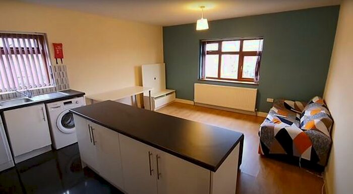 5 Bedroom Apartment To Rent In Egerton Road, Fallowfield, Manchester, M14