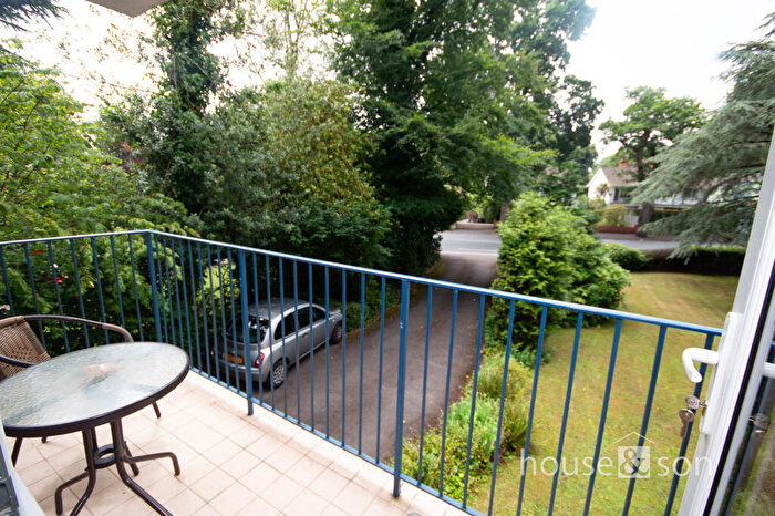 2 Bedroom Flat To Rent In Wimborne Road, Bournemouth, BH3