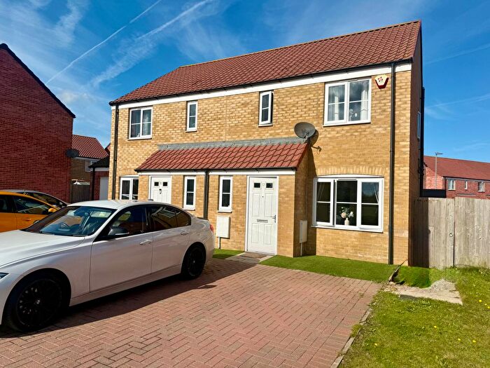 3 Bedroom Semi-Detached House For Sale In Delph Road, Bradwell, NR31