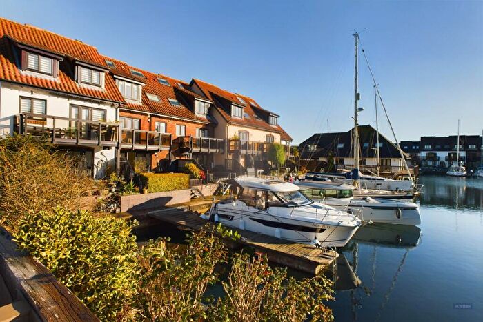 4 Bedroom House To Rent In White Heather Court, Hythe, Southampton, SO45