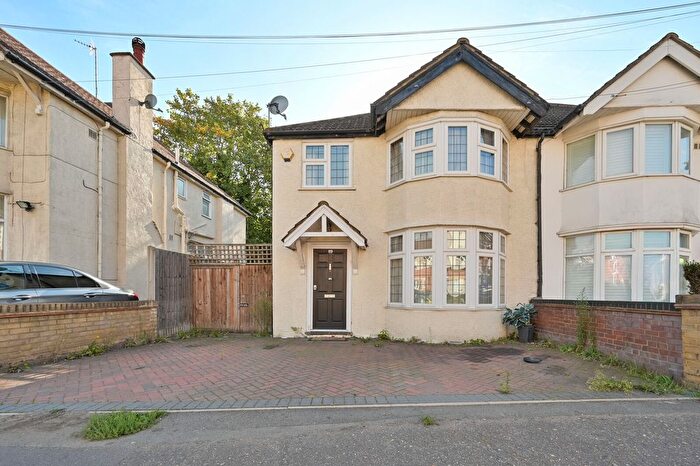 3 Bedroom Semi-detached House For Sale In Aldenham Road, Bushey, WD23