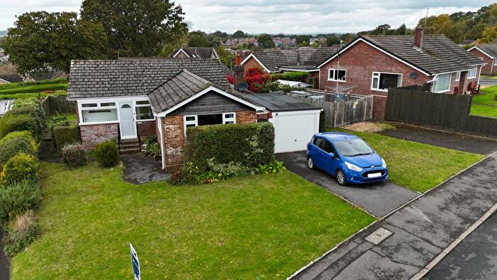 2 Bedroom Bungalow For Sale In Lacy Drive, Wimborne, BH21