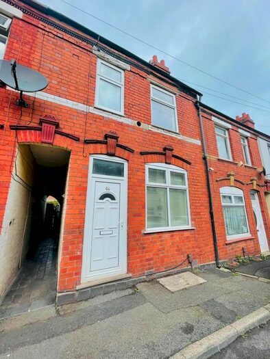 2 Bedroom Terraced House To Rent In Park Road, Dudley, DY2