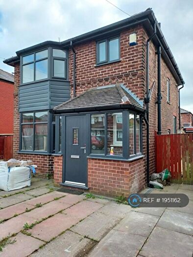 3 Bedroom Detached House To Rent In Orient Road, Salford, M6