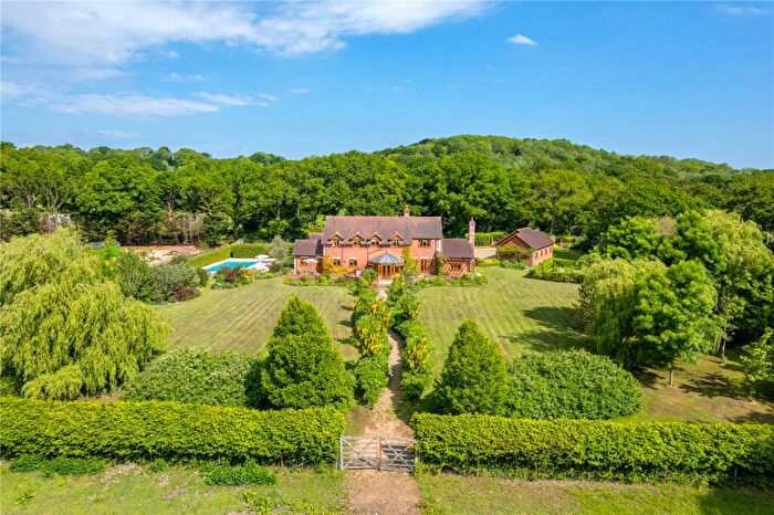 5 Bedroom Detached House For Sale In The Straits, Kingsley, Hampshire, GU35
