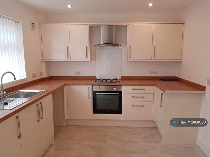 4 Bedroom End Of Terrace House To Rent In Brynhyfryd Street, Treorchy, CF42