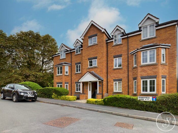 3 Bedroom Flat To Rent In Pennyfield Close, Leeds, LS6