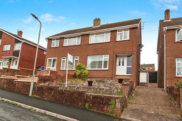 3 Bedroom Semi-Detached House For Sale In Barley Farm Road, Exeter, Devon, EX4