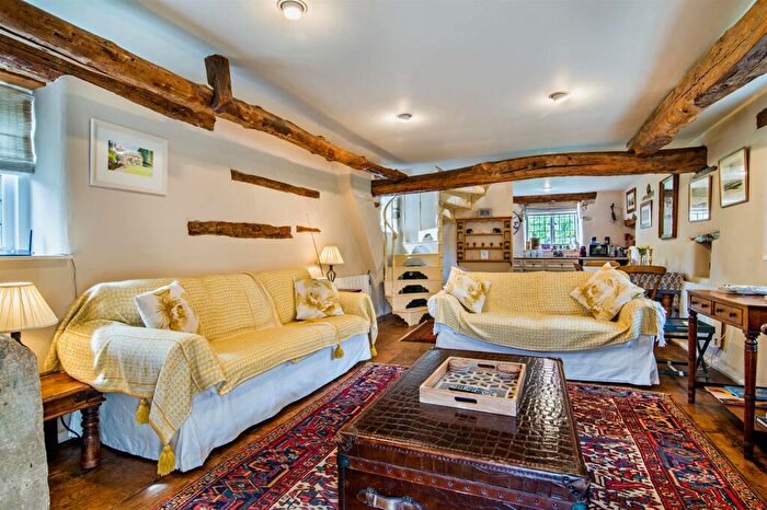 2 Bedroom Barn Conversion To Rent In Long Barn, GL7