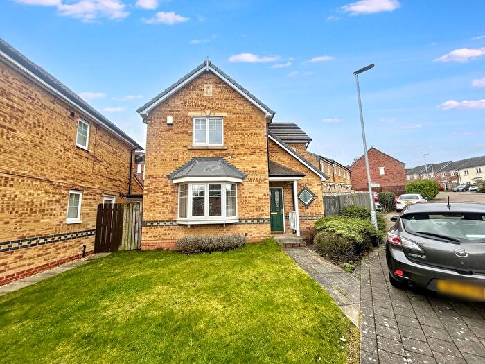 3 Bedroom Detached House For Sale In Robinsons Drive, Blaydon-On-Tyne, NE21