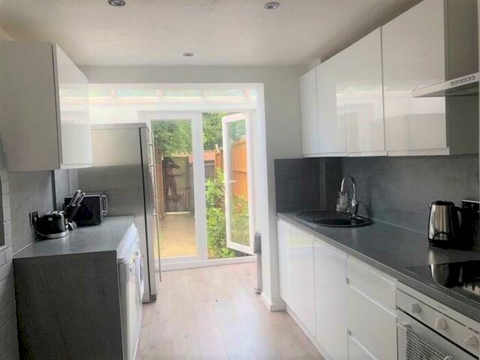 4 Bedroom Terraced House To Rent In Glenwood, Bracknell, RG12