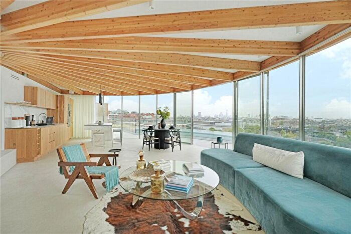 2 Bedroom Penthouse To Rent In St. Johns Wood Road, St. Johns Wood, London, NW8